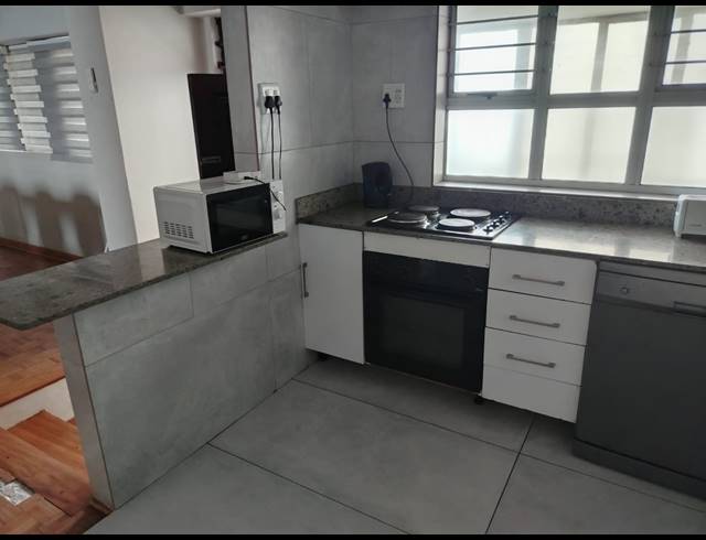 2.5 BEDROOM FLAT FOR SALE IN SOUTH BEACH